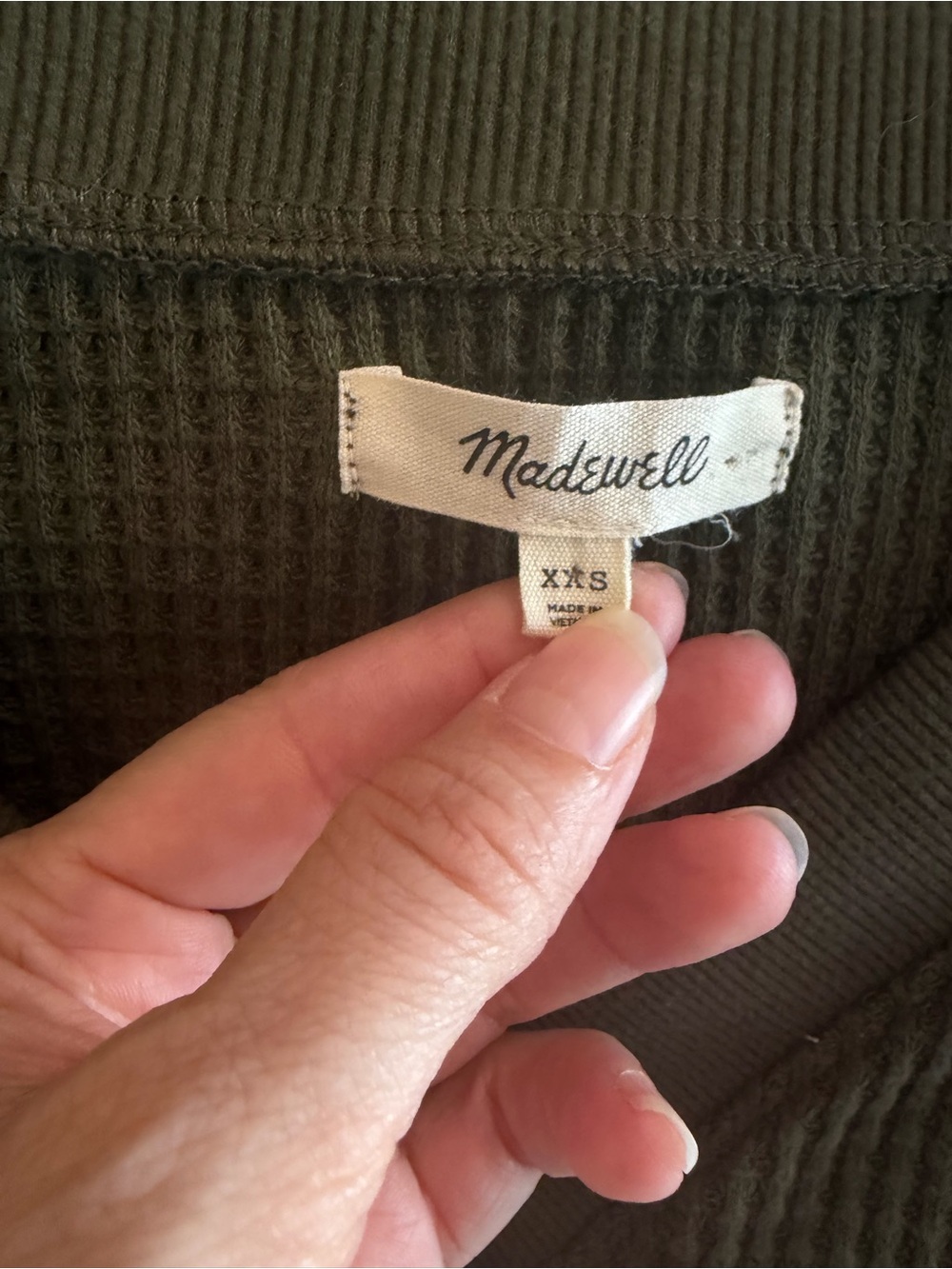 Madewell Brushed Waffle V Neck Tee - Picture 5 of 7